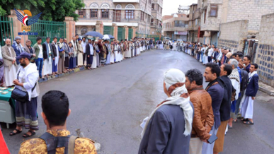 وقفة تضامنية لموظفي هيئة الأوقاف بيوم الصمود الوطني وتضامنا مع الشعب الفلسطيني