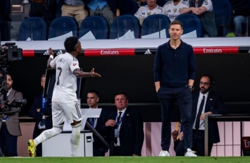 مدرب ريال مدريد يعرب عن سعادته بعد الفوز على غريمة التقليدي في الكلاسيكو مدرب ريال مدريد يعرب عن سعادته بعد الفوز على غريمة التقليدي في الكلاسيكو