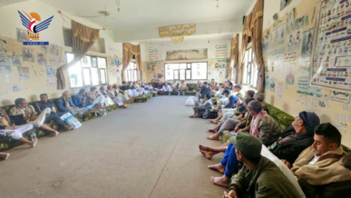 مناقشة جهود التوعية بأهمية الدورات الصيفية بمديرية حفاش في المحويت