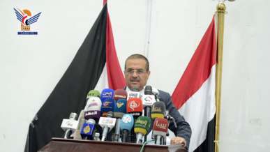 وزير النقل: صنعاء لن تقبل بأي حلول ترقيعية في موضوع مطار صنعاء سوى بالفتح الكامل إلى جميع الوجهات