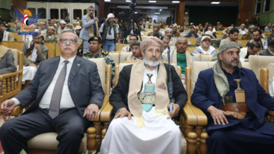 بن حبتور يشارك الذكرى السنوية لرحيل المجاهد الوهبي