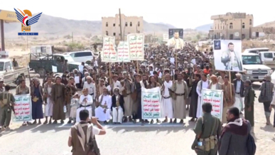 مسيرات حاشدة بمأرب تأكيدًا على الثبات مع غزة وتصعيدًا ضد جرائم الإبادة والتجويع