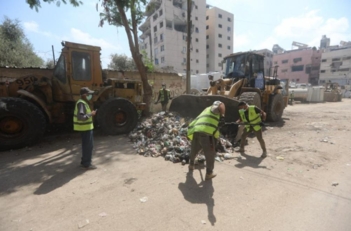 بلدية غزة تطالب بمعدات وآليات ووقود لمواصلة خدماتها الأساسية
