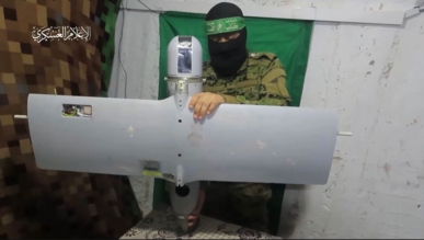 القسام تكشف عن مشاهد لاستهداف آليات العدو والاستيلاء على مسيّراته