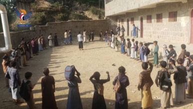 وقفات طلابية في مدارس حجة تضامنا مع الشعب الفلسطيني