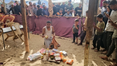 غزة تنزف تحت عباءة الإغاثة.. واليمن يصعّد ويواجه نيابة عن أمة بأكملها