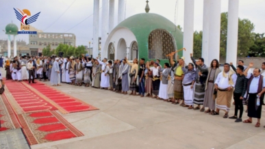 وقفات حاشدة في الحديدة عقب صلاة عيد الأضحى استجابة لدعوة قائد الثورة