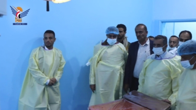 محافظ البيضاء يفتتح مستشفى البيضاء الدولي بمدينة البيضاء