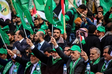“المونيتور”: “حماس” هي الورقة الأساس في الانتخابات الفلسطينية “المونيتور”: “حماس” هي الورقة الأساس في الانتخابات الفلسطينية