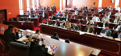 الشورى يناقش ويقر تقرير لجنة الدفاع والأمن الشورى يناقش ويقر تقرير لجنة الدفاع والأمن