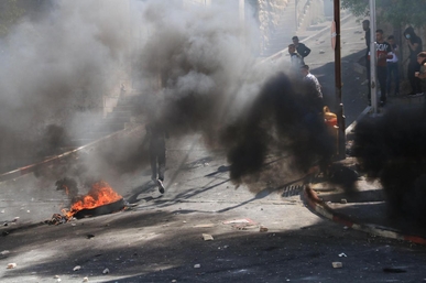 إستشهاد 5 فلسطينيين في إعتداءات للاحتلال الاسرائيلي في الضفة المحتلة إستشهاد 5 فلسطينيين في إعتداءات للاحتلال الاسرائيلي في الضفة المحتلة