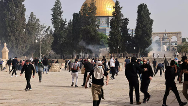 الموقف العربي.. بين المساندة والتخاذل للقضية الفلسطينية الموقف العربي.. بين المساندة والتخاذل للقضية الفلسطينية