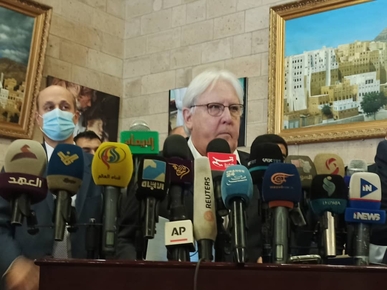 المبعوث الأممي يغادر صنعاء المبعوث الأممي يغادر صنعاء