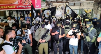 مُخيم جنين يُفشل محاولة جيش الاحتلال الصهيوني استعادة هيبته المُهدرة مُخيم جنين يُفشل محاولة جيش الاحتلال الصهيوني استعادة هيبته المُهدرة