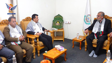 وزير الصحة  يزور مكتبي حركتي حماس والجهاد الإسلامي بصنعاء