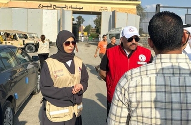 وزيرة بالخارجية القطرية من غزة: نعمل على تمديد الهدنة