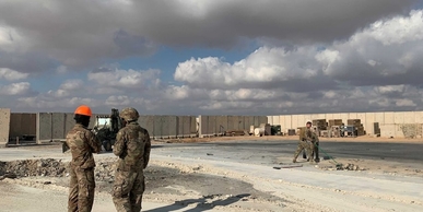 المقاومة العراقية تستهدف قاعدة “عين الأسد” الأمريكية