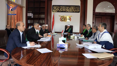 مجلس القضاء يدين الاعتداء الأمريكي على القوات البحرية اليمنية