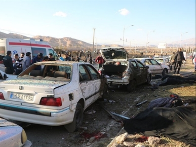 تنظيم “داعش” الإرهابي يتبنى التفجيرين في محافظة كرمان الإيرانية