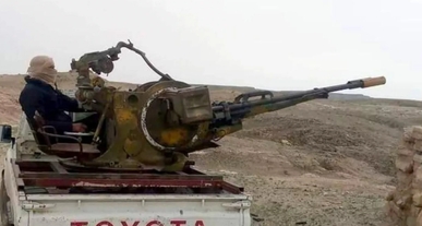 استشهاد 16 جندياً سورياً بينهم ضباط وإصابة آخرين في هجومين إرهابيين لتنظيم “داعش”