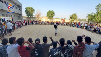 حجة.. فعاليات ووقفات للقطاع التربوي بجمعة رجب وتنديداً بالعدوان على اليمن