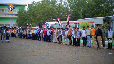 وقفة لموظفي جامعة الحديدة تنديدا بجرائم الكيان الصهيوني والعدوان والأمريكي