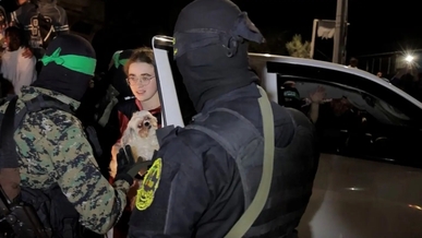 قيادي في “حماس”: العمليات العسكرية ستتوقف من الجانبين خلال تنفيذ مقترح باريس