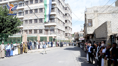 وقفة وحملة انفاق من موظفي هيئة الأوقاف دعما للشعب والمقاومة الفلسطينية