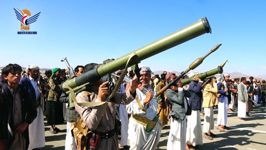 عرض رمزي لوحدات من خريجي الدورات المفتوحة في سحار بصعدة