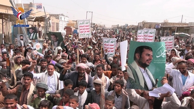 الجوف .. حشود في مسيرات “ساحاتنا جهاد.. ثابتون مع غزة حتى النصر”