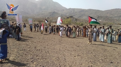 حجة.. عرض شعبي لخريجي دورات “طوفان الأقصى” في الجميمة