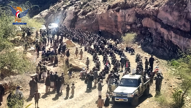 عرض لخريجي الدفعة الأولى من دورات “طوفان الأقصى” في الطويلة بالمحويت