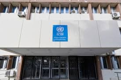 لازاريني: “الأونروا” وصلت إلى حافة الإنهيار