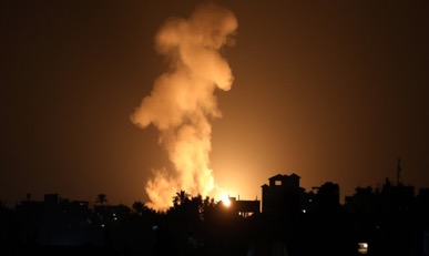 15 شهيدا في قصف للعدو الصهيوني على منزل بحي الزيتون