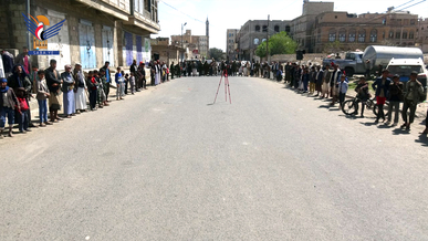 وقفات بذمار تندد بالمجازر الصهيونية والاعتداء الأمريكي البريطاني على اليمن