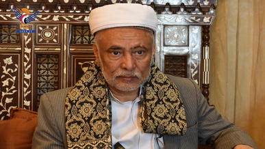 رئيس مجلس القضاء يهنئ قائد الثورة ورئيس المجلس السياسي بحلول شهر رمضان