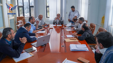 اجتماع برئاسة وزير الإعلام يناقش الترتيبات الإعلامية لمؤتمر “فلسطين قضية الأمة المركزية”