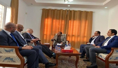 الوفد الوطني يناقش مع السفير البريطاني عدد من الملفات الإنسانية والسياسية الوفد الوطني يناقش مع السفير البريطاني عدد من الملفات الإنسانية والسياسية