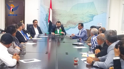 مناقشة مرتكزات الرؤية الوطنية لتوطين الصناعات الدوائية