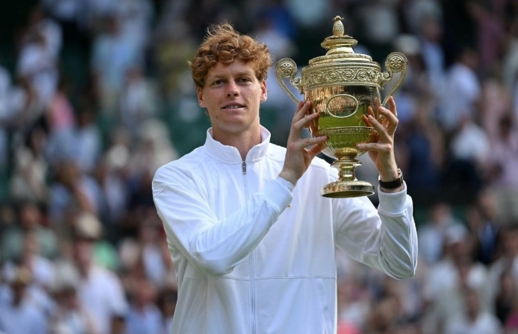 سينر يثأر من ألكاراز ويتوج ببطولة ويمبلدون لأول مرة في مسيرته