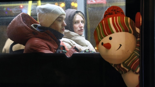 إصابة أربعة مدنيين في قصف أوكراني على دونيتسك