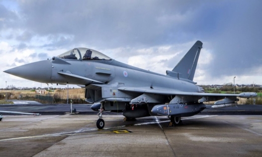 سوناك يعلن عزم بريطانيا نشر مقاتلاتها في بولندا عام 2025م