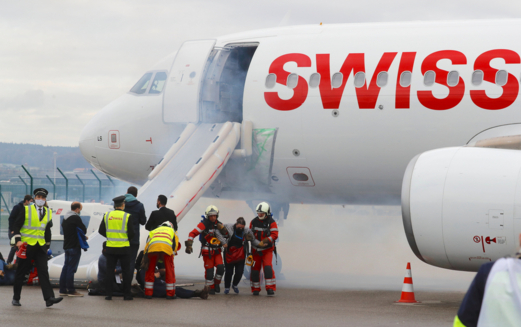 إصابة 6 ركاب في إخلاء رحلة للخطوط السويسرية في الهند   