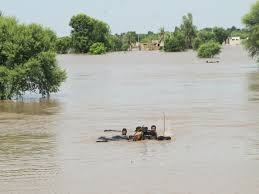 باكستان : مصرع أربعة أشخاص غرقا في انقلاب قارب مخصص لمتضرري الفيضانات