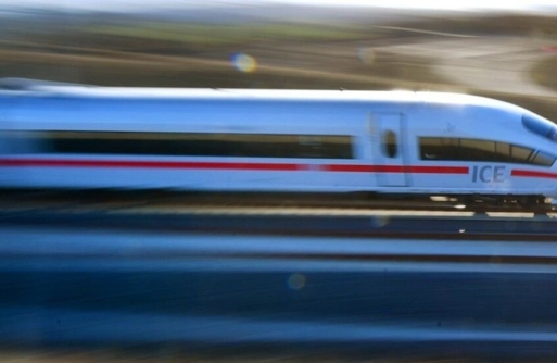 إصابة أربعة اشخاص في هجوم بفأس على ركاب قطار في ألمانيا