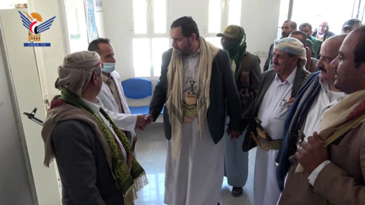 محافظ صنعاء يطلع على أضرار السيول في مديريتي الطيال وخولان