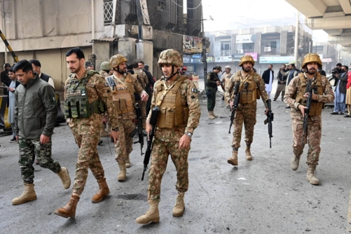 الشرطة الباكستانية تعلن مقتل وإصابة ستة من أفرادها في هجوم انتحاري