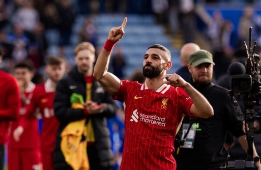 صلاح يتفوق على النجم هالاند ويتصدر قائمة استثنائية بالدوري الإنجليزي