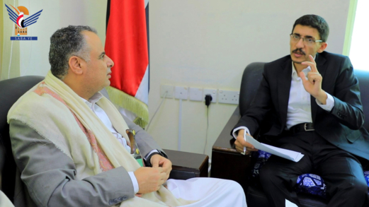 وزير التربية والبحث العلمي يلتقي محافظ حجة