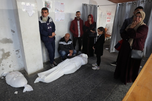 11 شهيدا في غارات للعدو الصهيوني على غزة